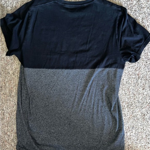 Hollister ombré black & grey soft graphic T-shirt - Picture 2 of 6